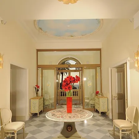 De Paris 4*
