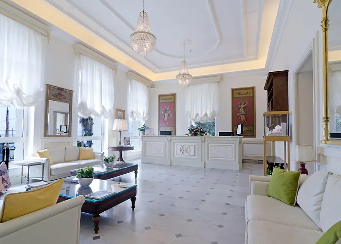 فندق دي باريس