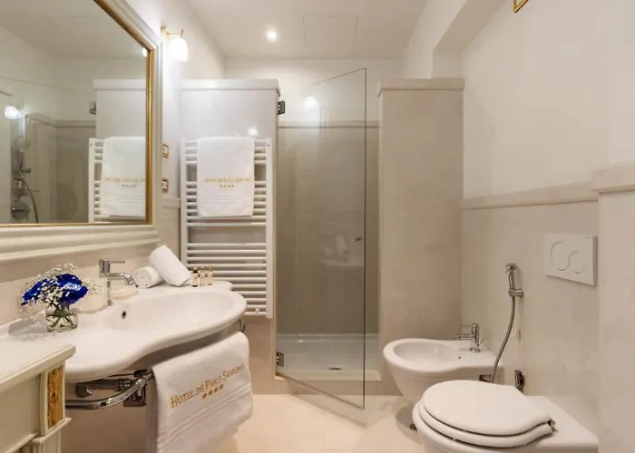 فندق دي باريس