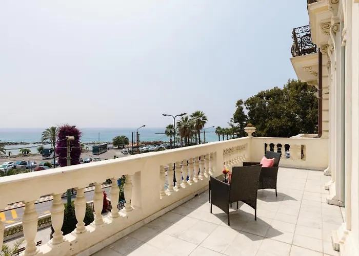 فندق دي باريس 4*