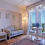 De Paris Hotel 4*