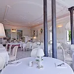 Hotel De Paris