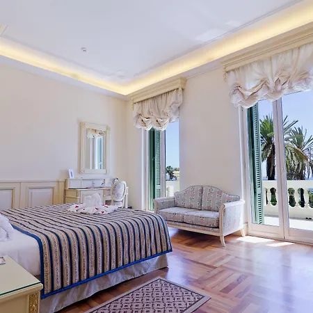 De Paris Ξενοδοχείο