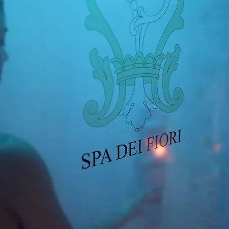 De Paris 4* סנרמו