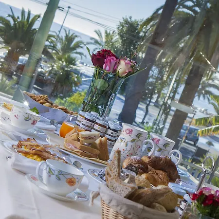 De Paris 4*