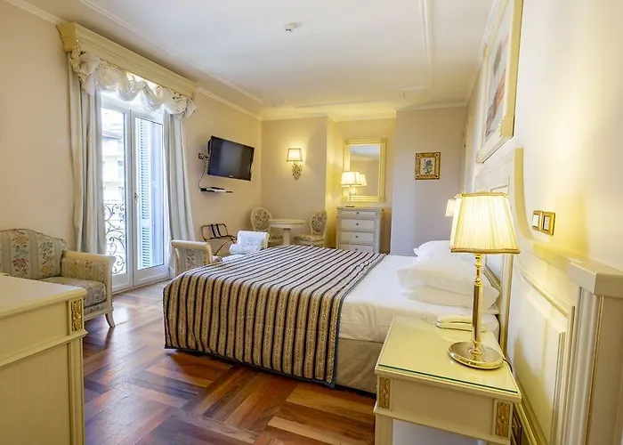 Hotel De Paris 4*